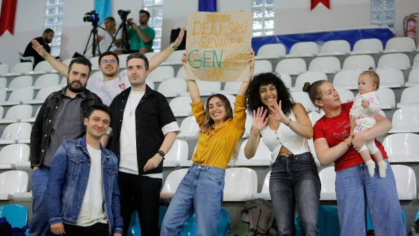 senCard Business Volley Cup Ankara'da Çeyrek Final Maçlarını Sonuçları Belli Oldu!