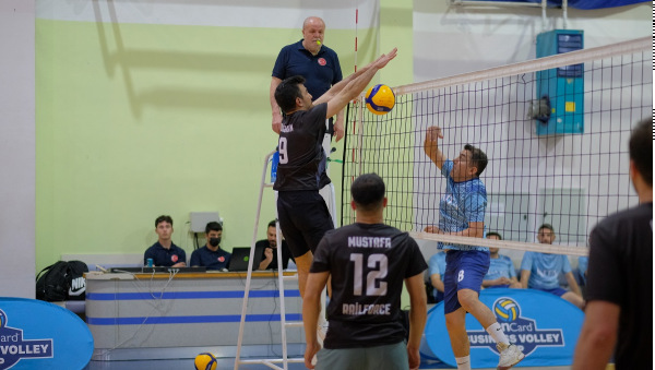 senCard Business Volley Cup'ta 1.Hafta Maçları Sonuçlandı !